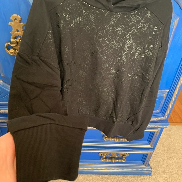 New! Socialite Lightweight Snake Print Hoodie Sz Small - Picture 3 of 4